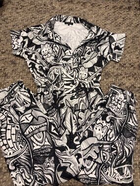 VW by VW Black & White Patterned One-Piece Romper -